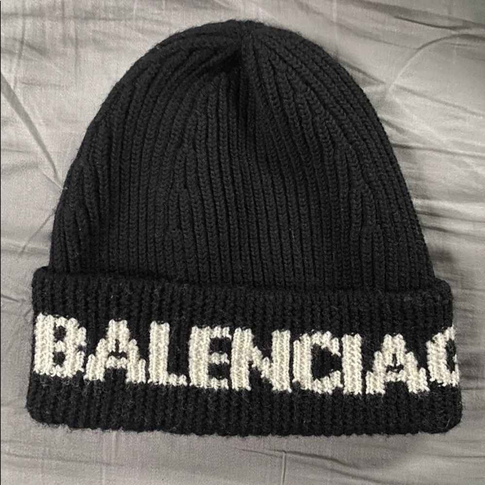 Official Balenciaga knit logo beanie / hat unisex
